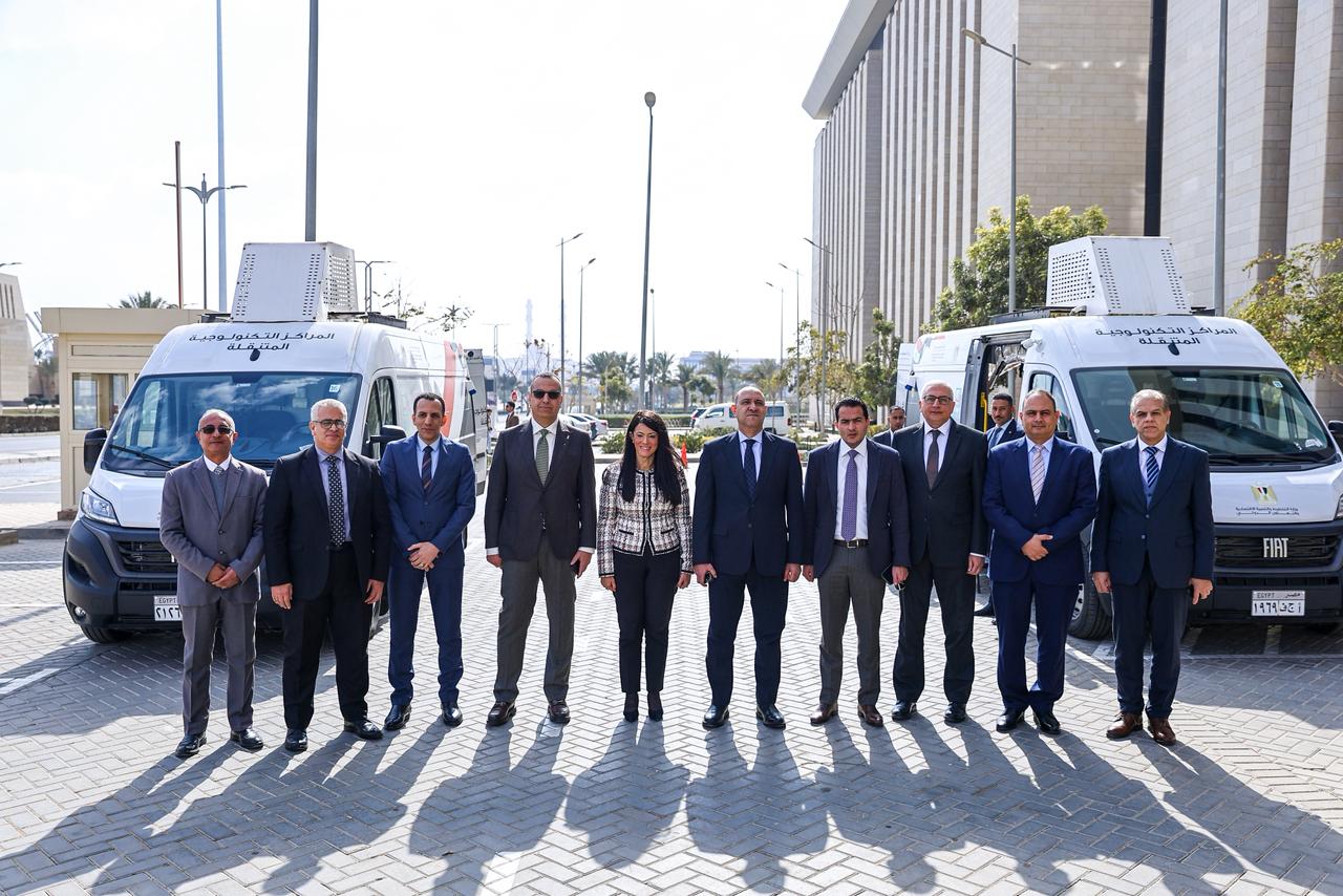 المشاط تشهد توقيع بروتوكول تعاون مع وزارة الداخلية لتسلم 10 مراكز تكنولوجية متنقلة