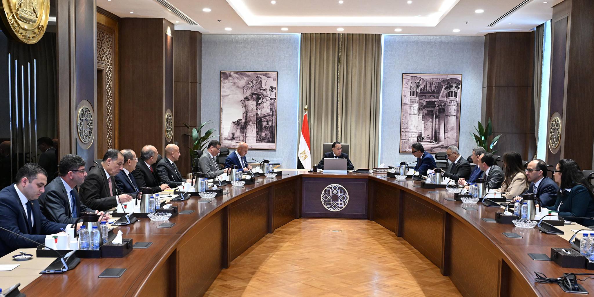 رئيس الوزراء يتابع مستجدات خطط النهوض بشركات السكر