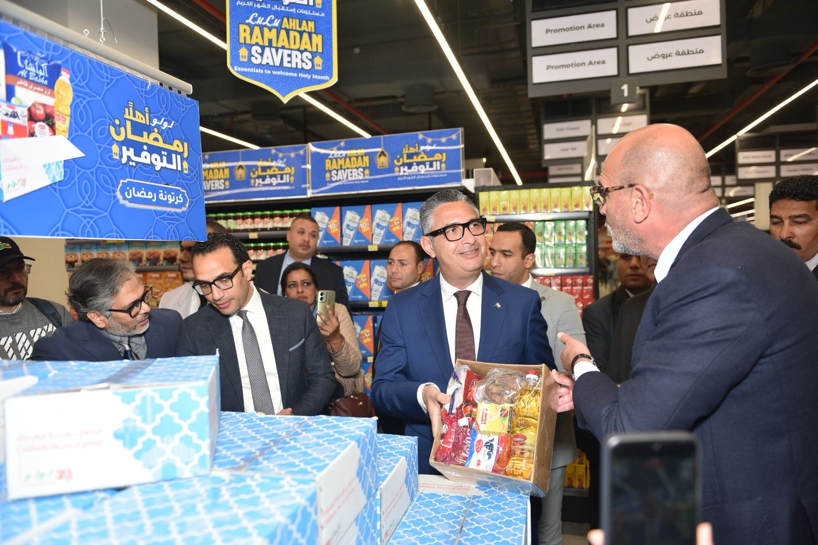 وزير التموين يفتتح فرع لولو هايبر ماركت بالتجمع الخامس