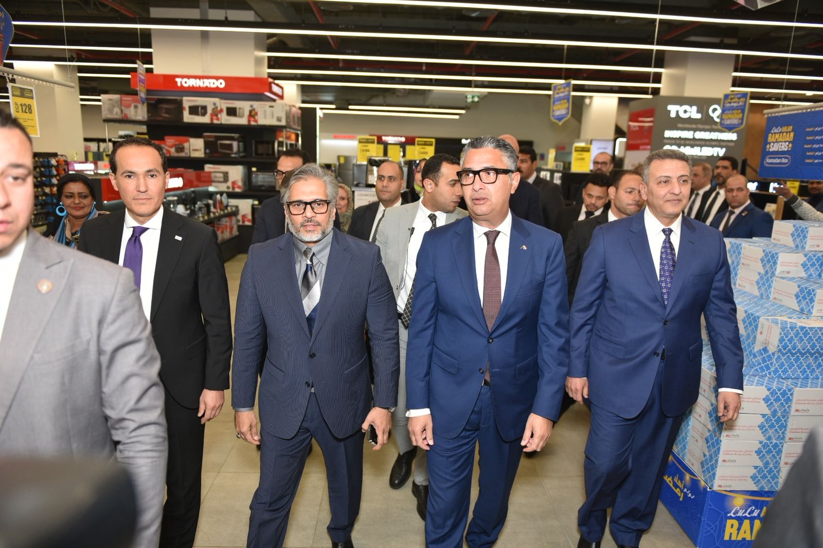 وزير التموين يفتتح فرع لولو هايبر ماركت بالتجمع الخامس