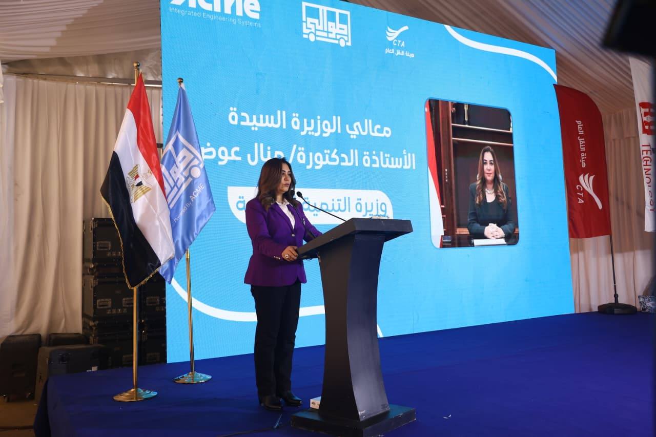 تطبيق منظومة الدفع الإلكتروني للتذكرة في 300 أتوبيس