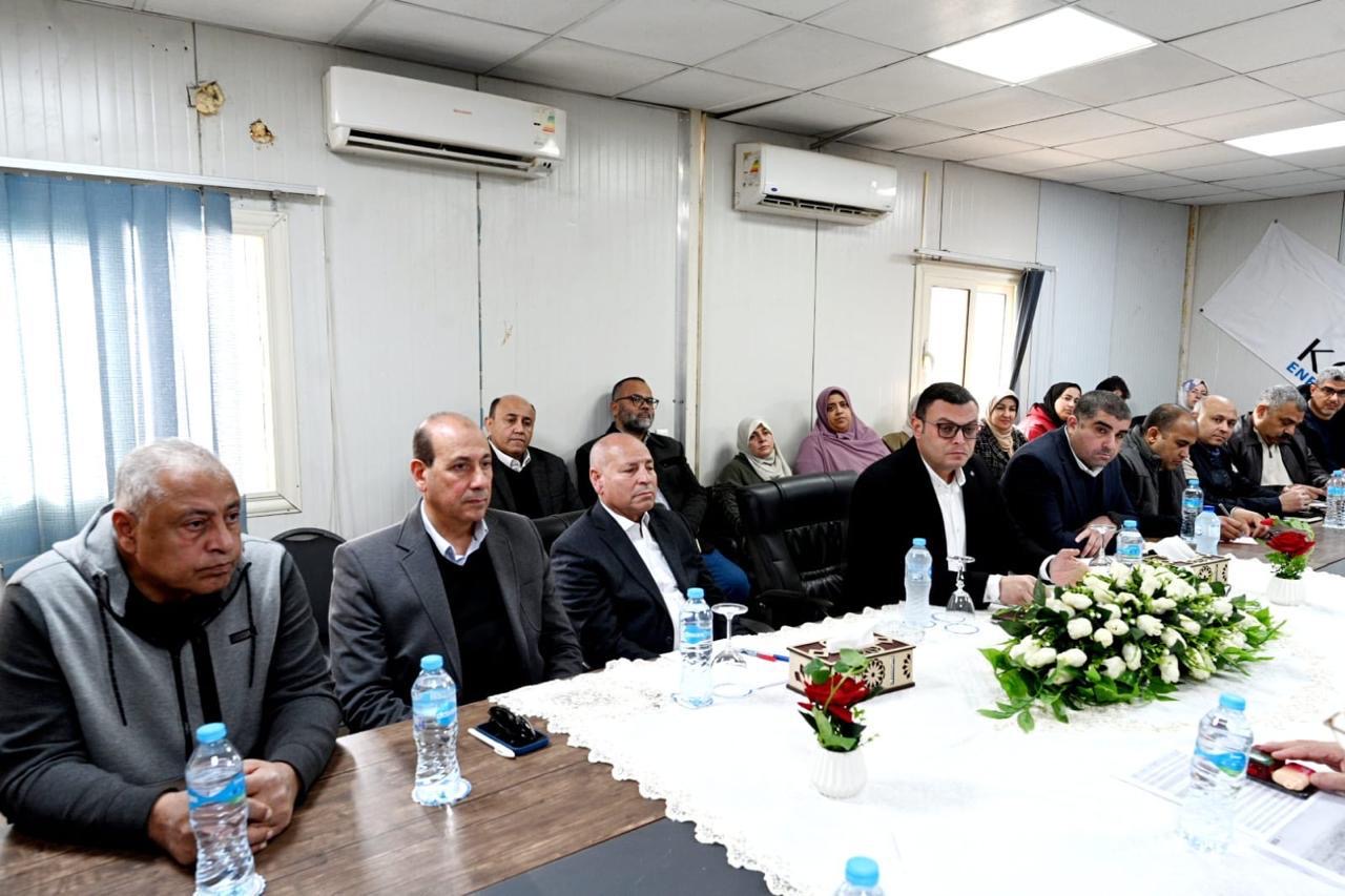 وزير الإسكان في اجتماع مع محافظ القاهرة 