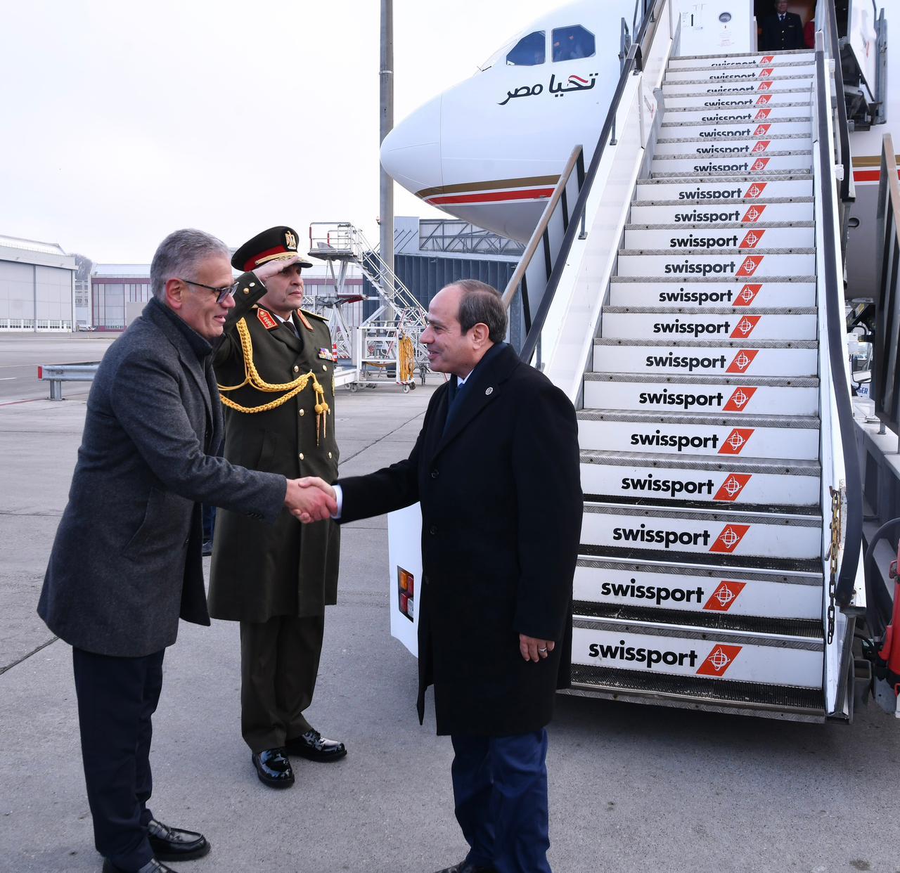 السيسي يصل لسويسرا للمشاركة في المنتدى الاقتصادي العالمي