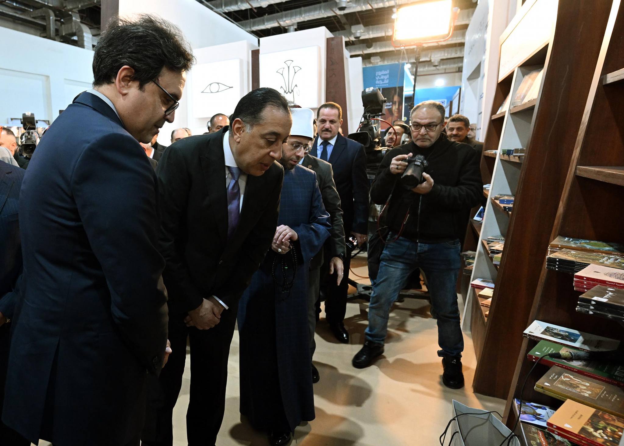 رئيس الوزراء يفتتح معرض القاهرة الدولي للكتاب