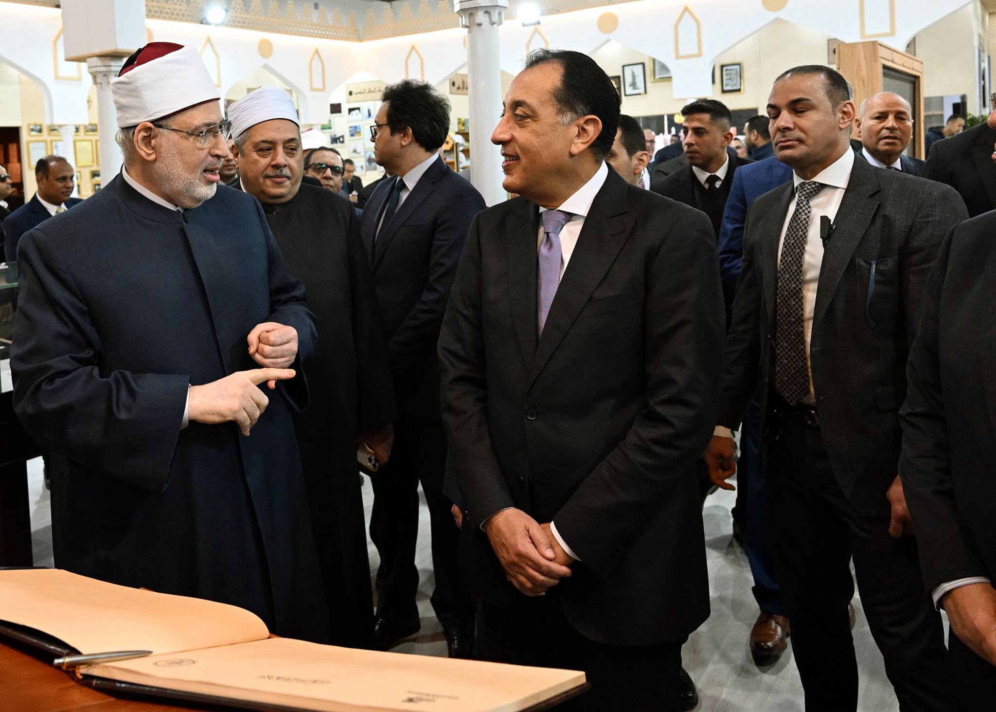 رئيس الوزراء يفتتح معرض القاهرة الدولي للكتاب