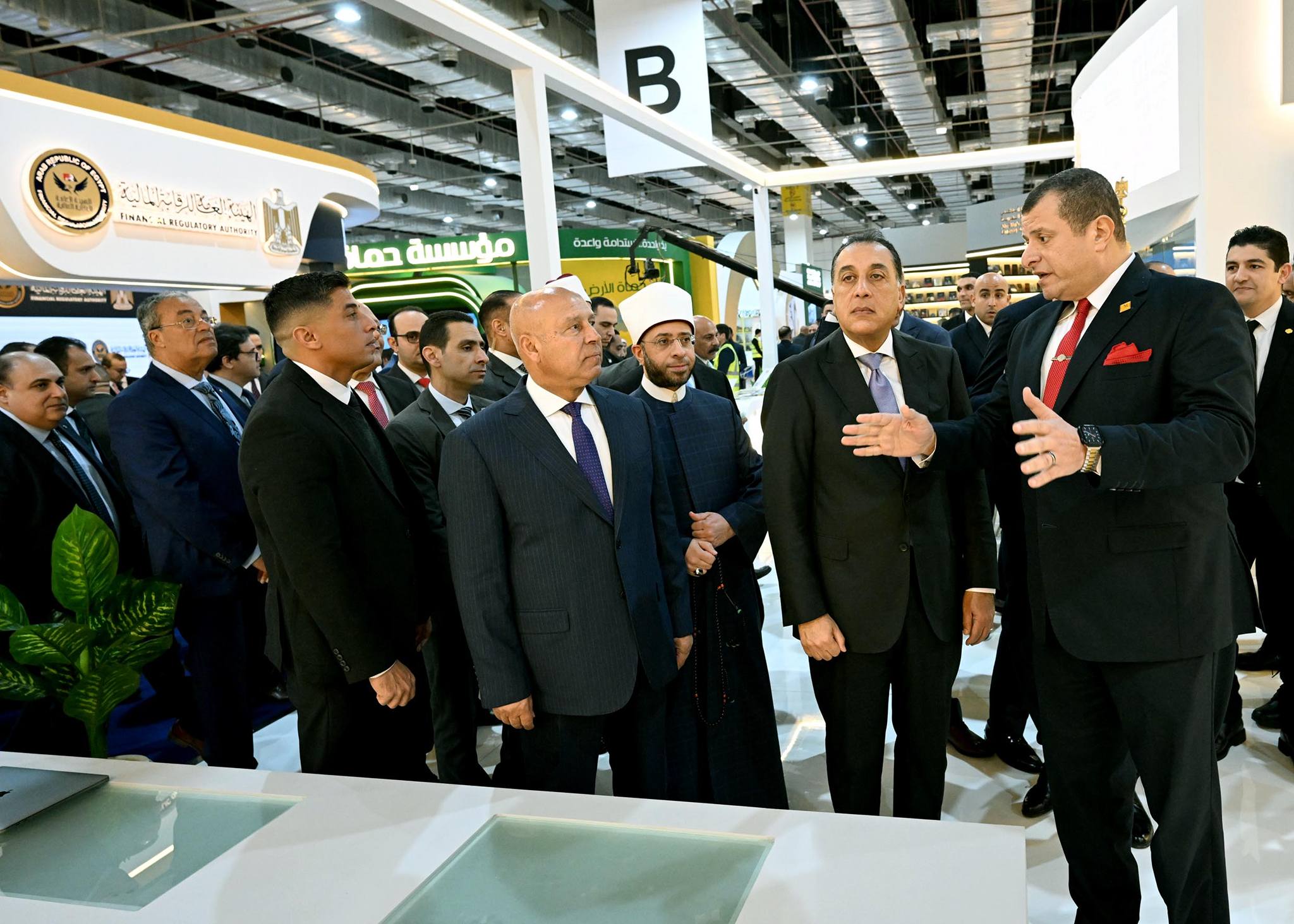 رئيس الوزراء يفتتح معرض القاهرة الدولي للكتاب