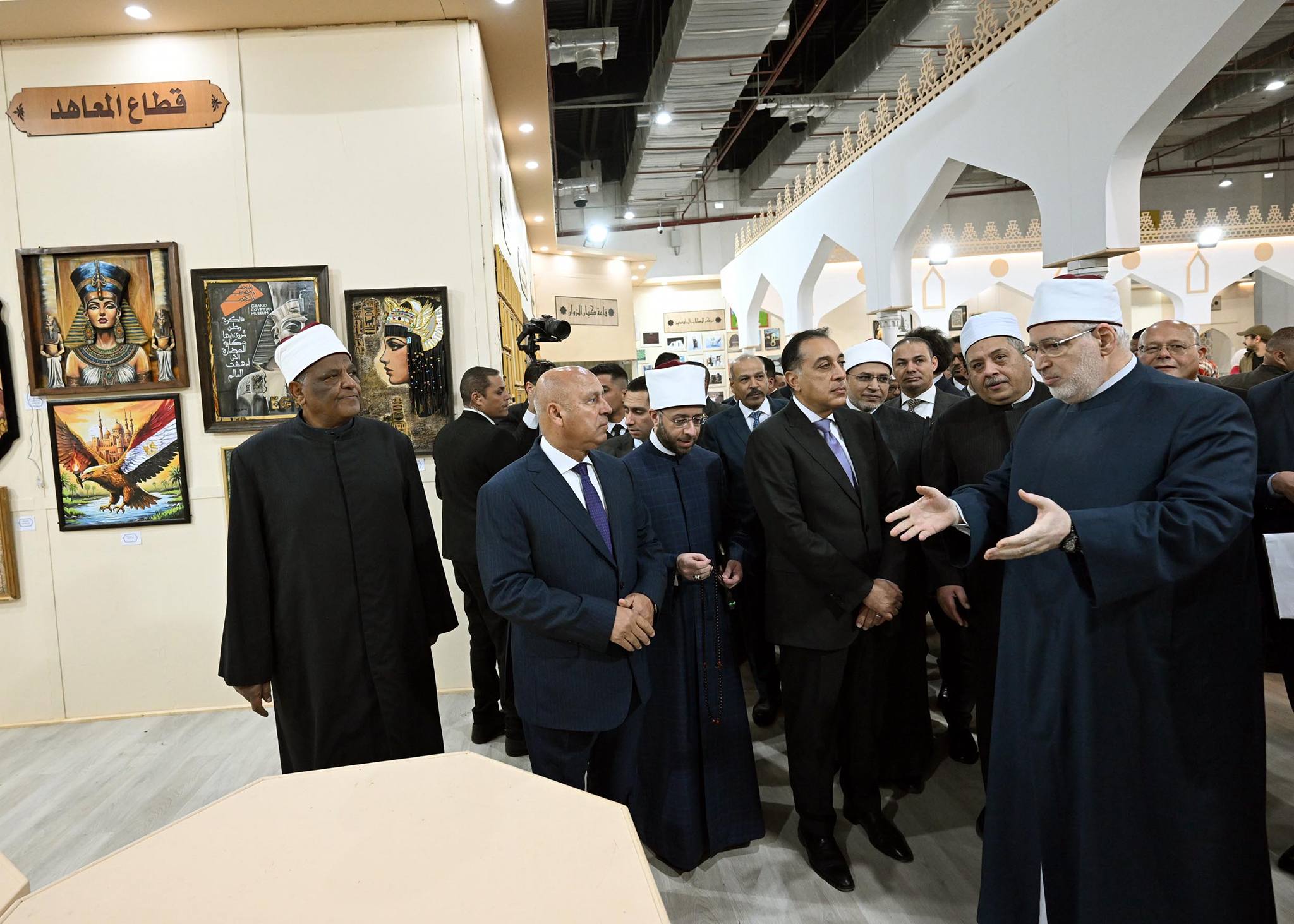 رئيس الوزراء يفتتح معرض القاهرة الدولي للكتاب