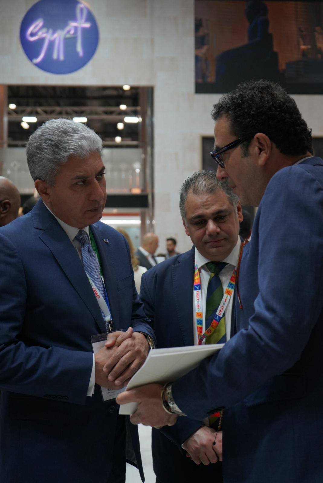 فتحي يفتتح الجناح المصري المُشارك في المعرض السياحي الدولي