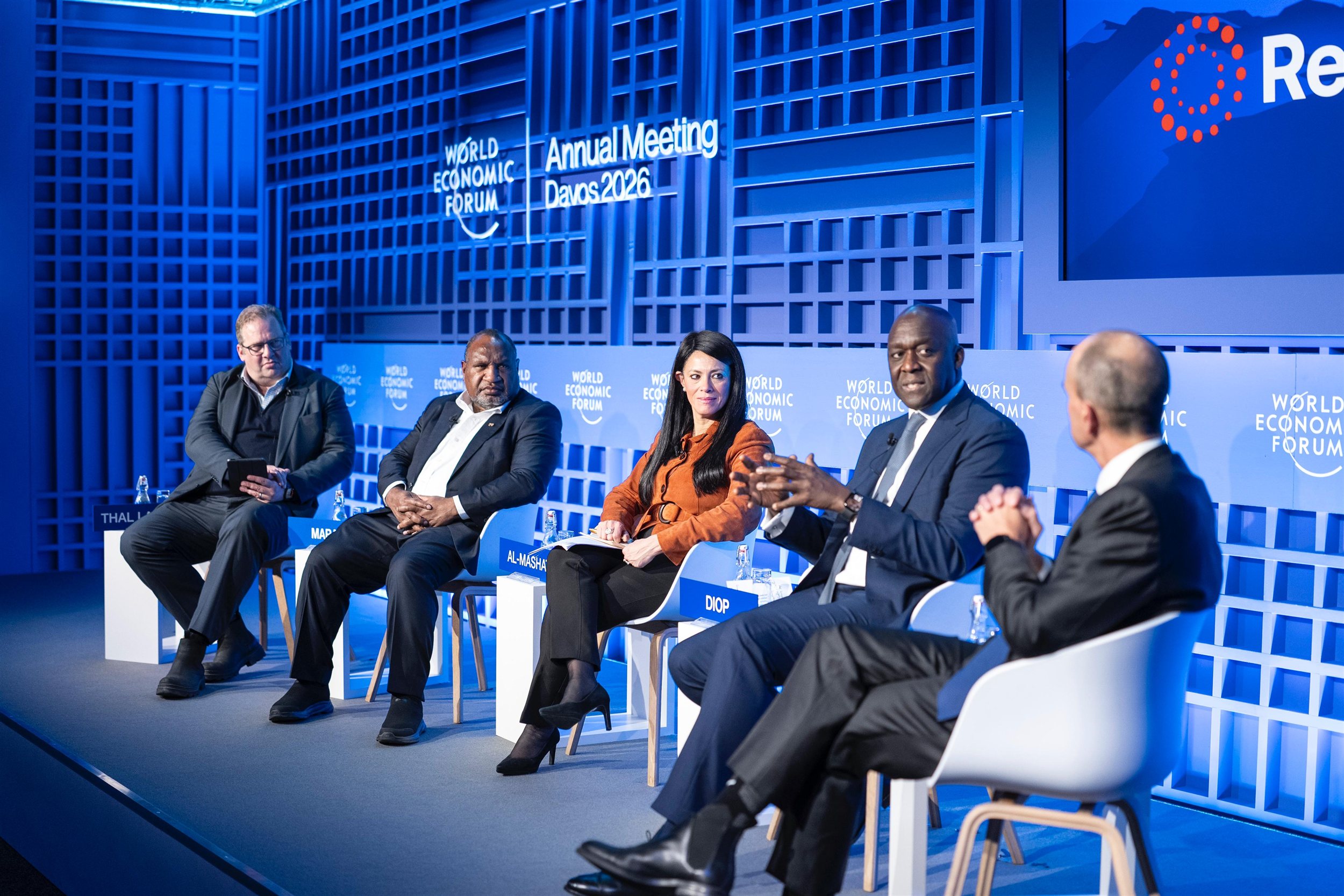 المشاط تشارك في جلسة نقاشية حول مستقبل الاقتصادات الناشئة