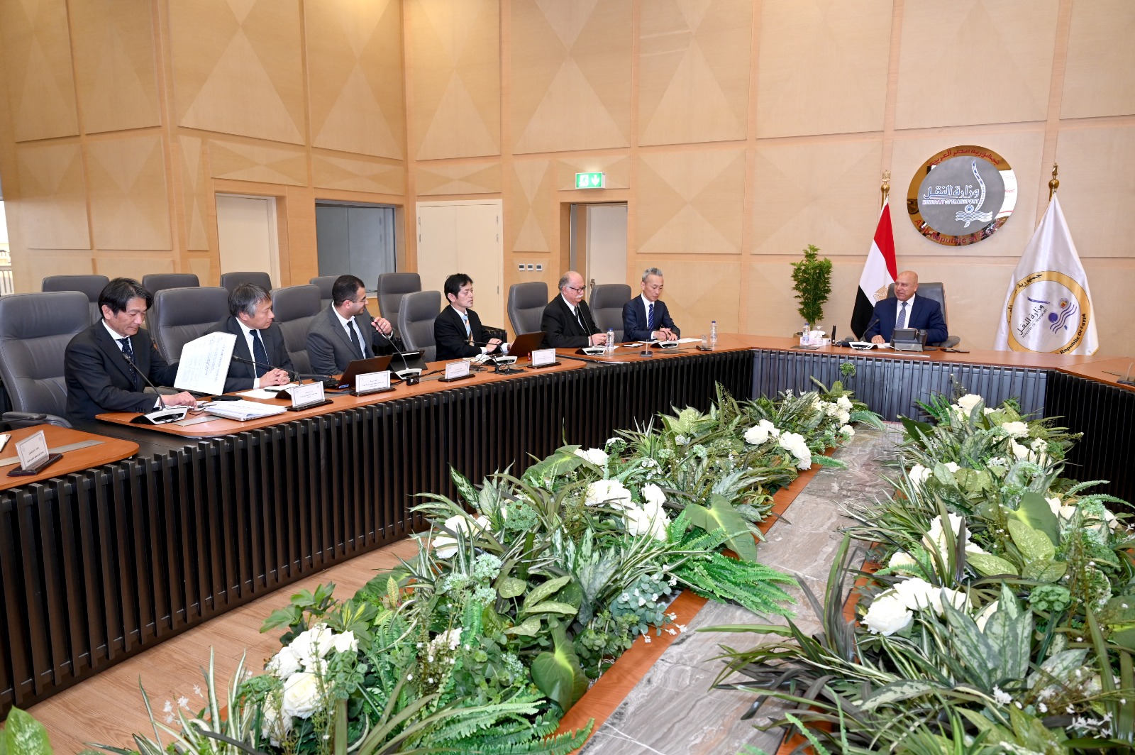 الوزير يجتمع مع وفد شركتي تويوتا إيجيبت لهندسة السيارات وتويوتا تسوشو