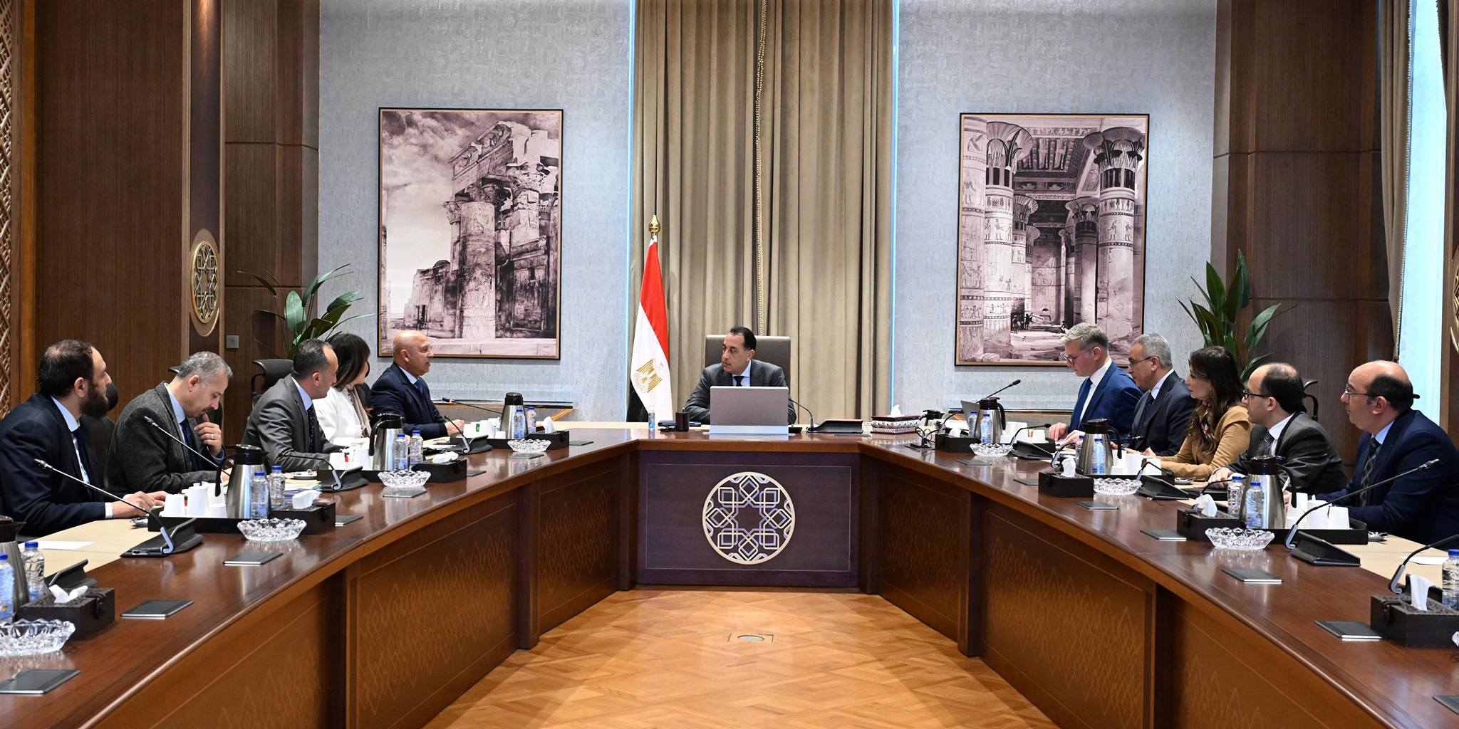 مدبولي يستعرض جهود تعظيم الاستفادة من الخامات التعدينية