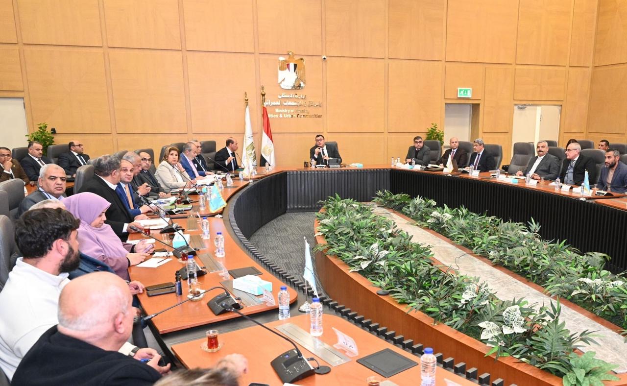 الشربيني يتابع موقف تنفيذ مشروع حدائق تلال الفسطاط