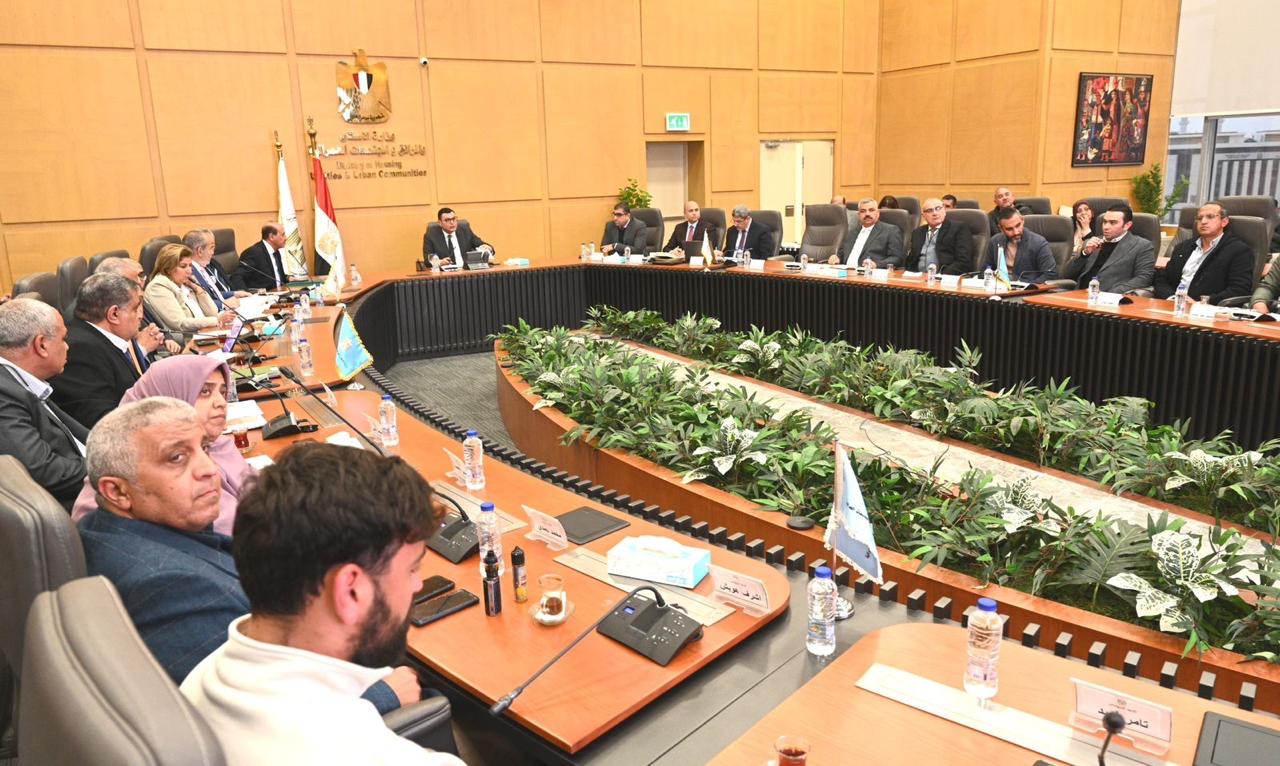 الشربيني يتابع موقف تنفيذ مشروع حدائق تلال الفسطاط