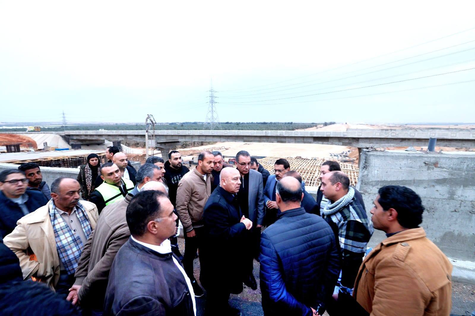 جولة الوزير في الخط الأول من شبكة القطار الكهربائي السريع