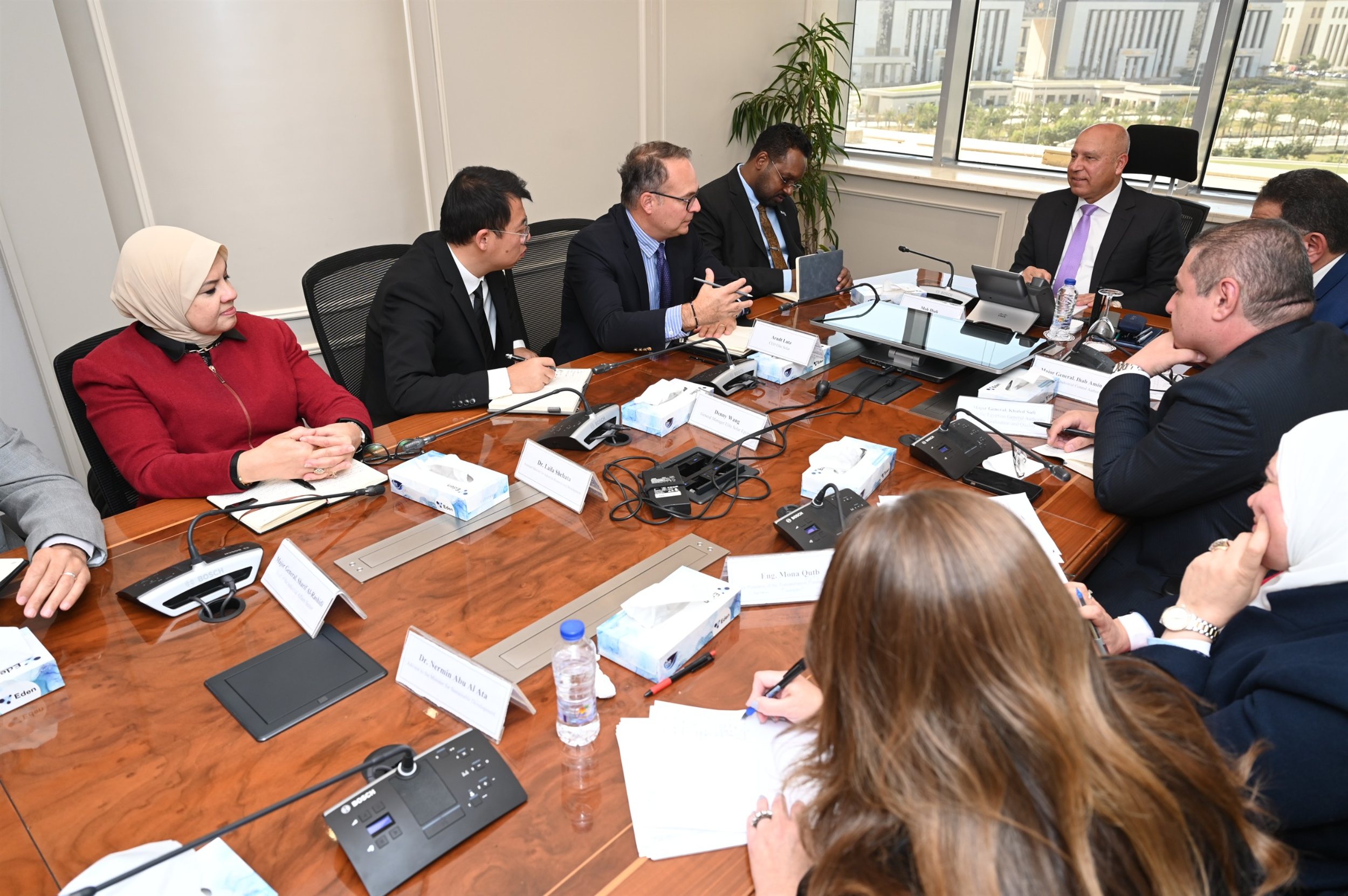 الوزير يجتمع مع وفد شركة إيليت سولار لتكنولوجيا الطاقة الشمسية 