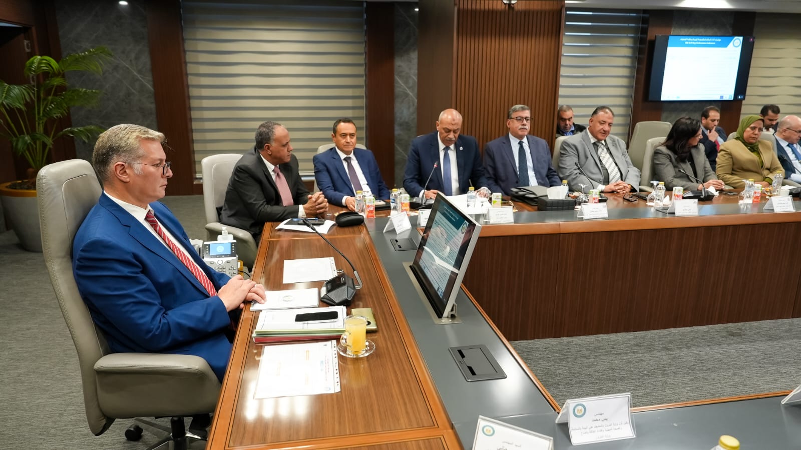 وزير البترول يعتمد الموازنات الاستثمارية لشركتي السويس والنصر للبترول