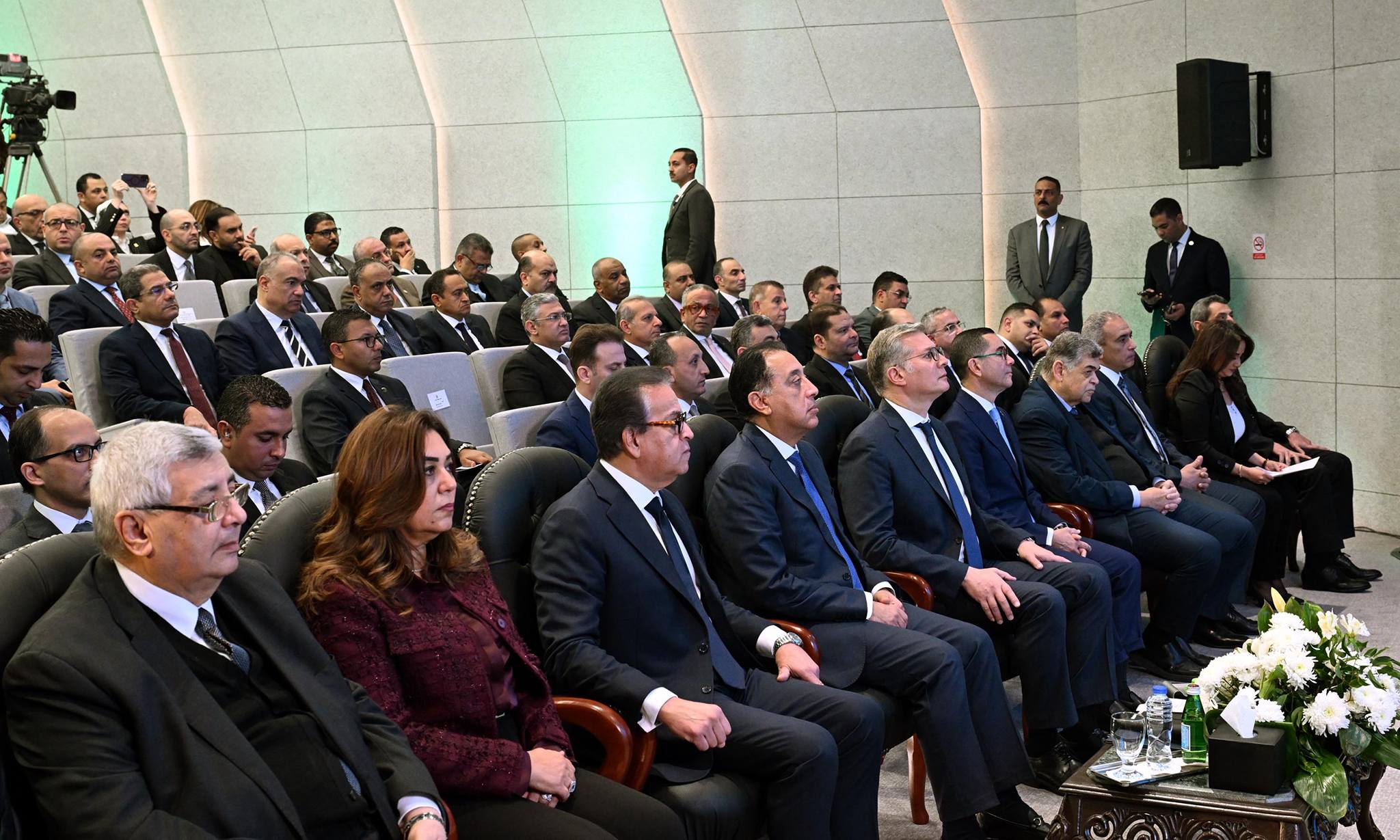 رئيس الوزراء يشهد افتتاح مستشفى كليوباترا التجمع