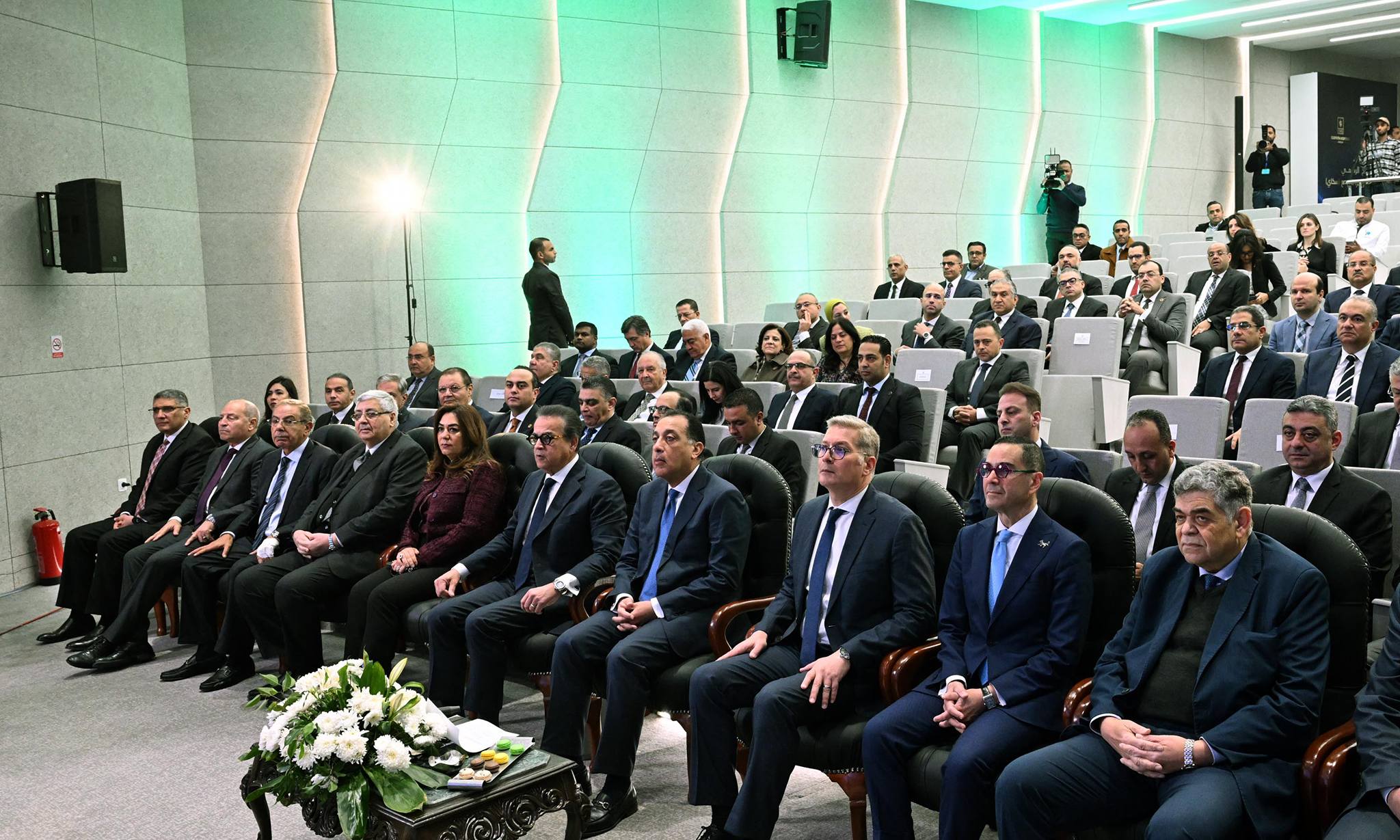 رئيس الوزراء يشهد افتتاح مستشفى كليوباترا التجمع