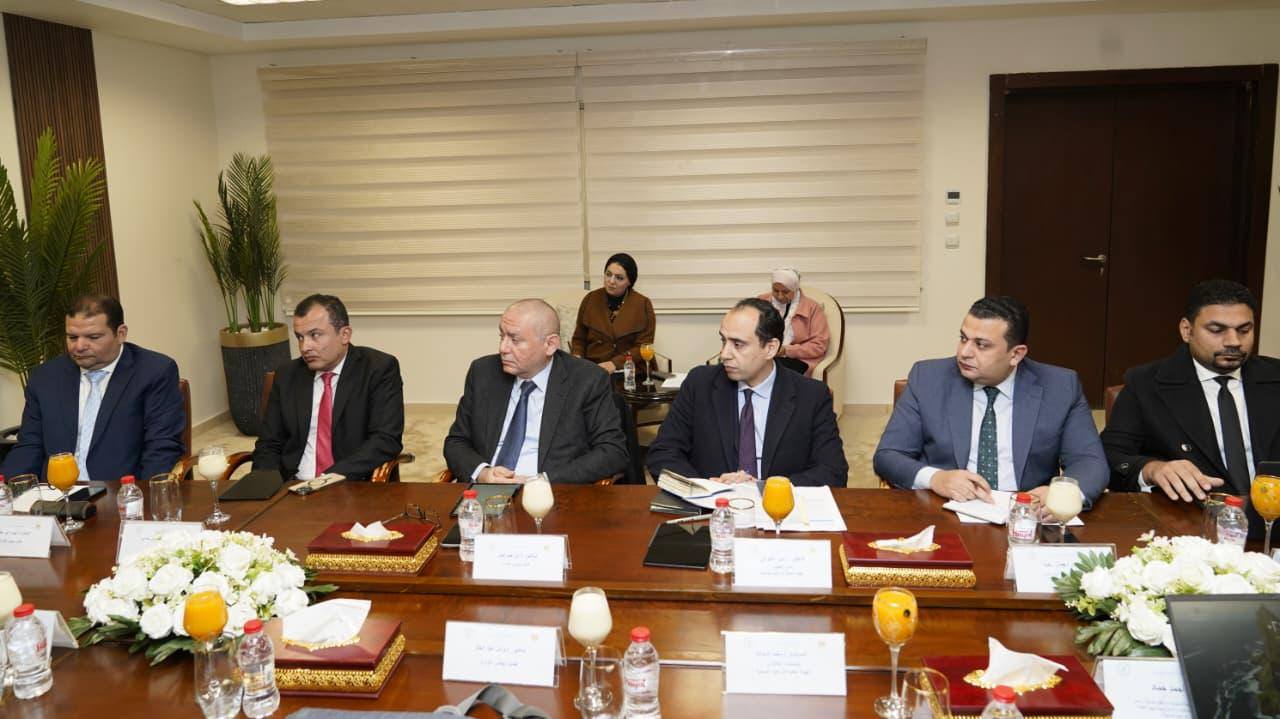 الاجتماع الدوري لمجلس إدارة هيئة الرعاية الصحية رقم 94