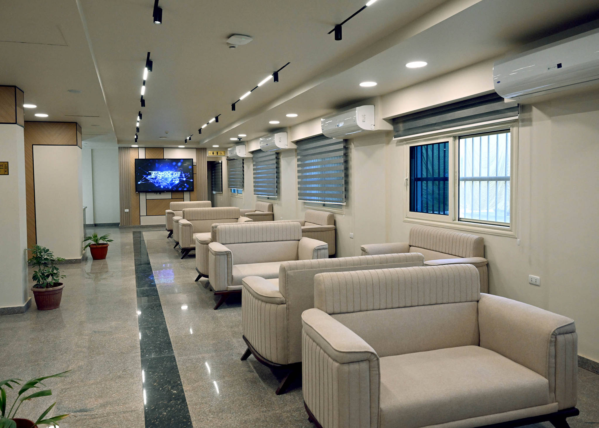 رئيس الوزراء يفتتح أول فنادق جامعة المنيا