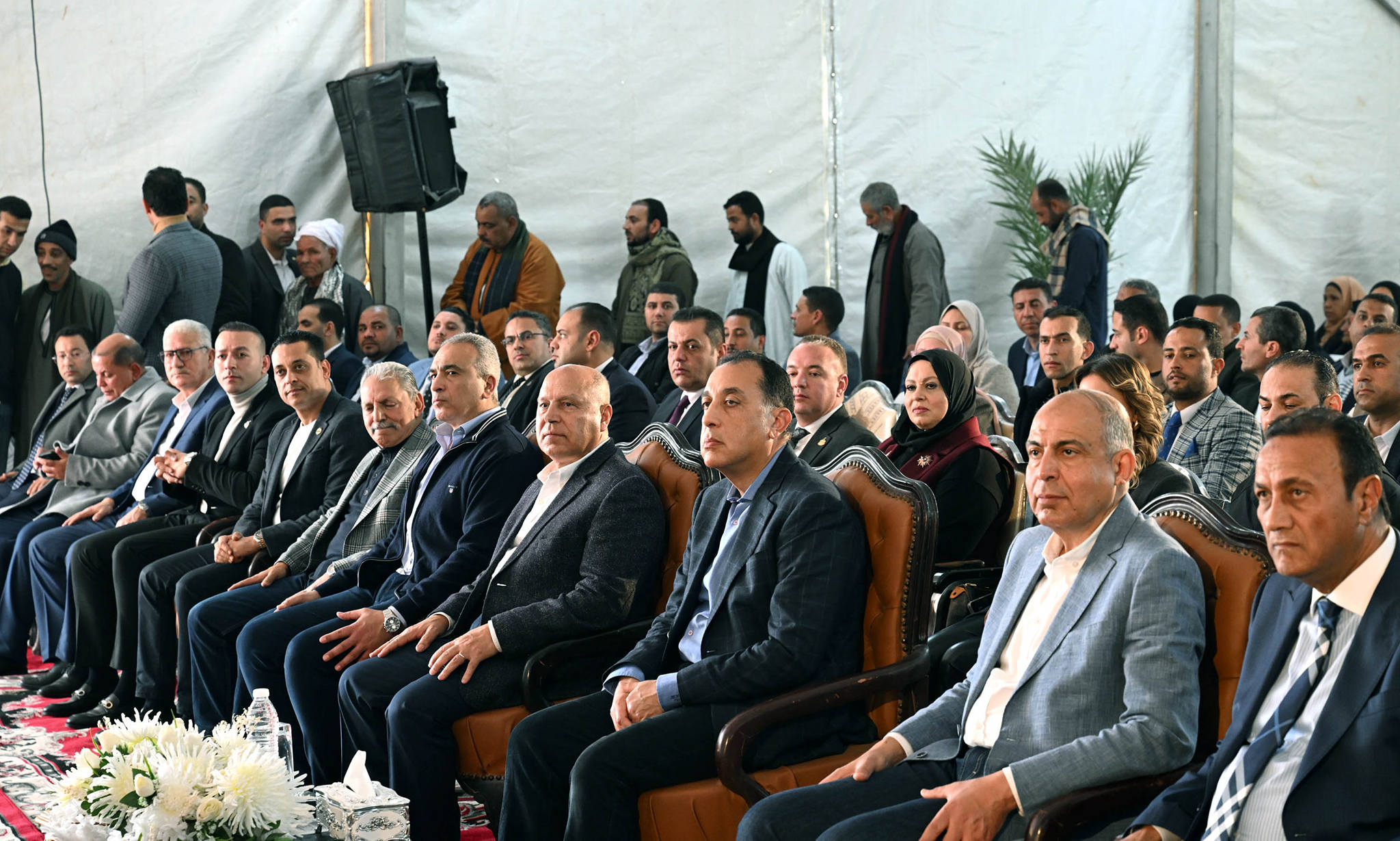 مدبولي يسلم عقود الوحدات العمارات السكنية الجديدة بالمنيا