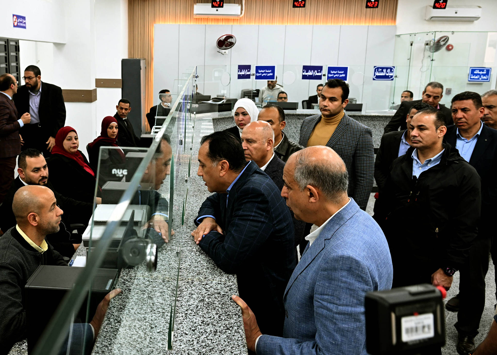 رئيس الوزراء يفتتح المركز التكنولوجي لخدمة المواطنين بالمنيا