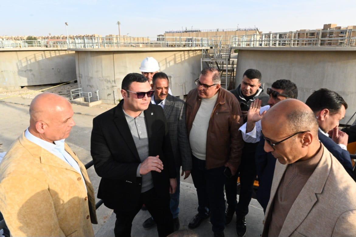 الشربيني يتفقد مشروع رفع كفاءة محطة تنقية مياه الشرب بالشيخ زايد