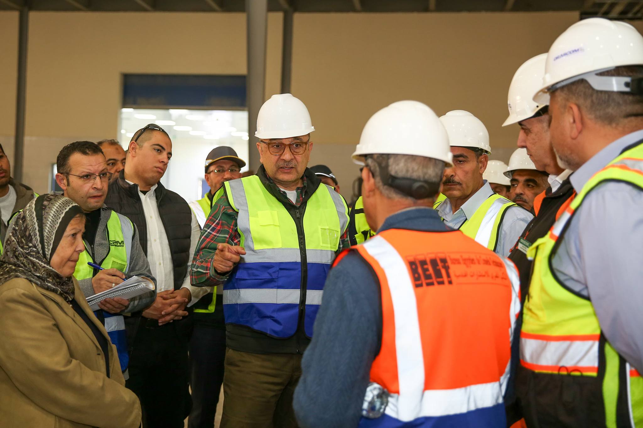 وزير قطاع الأعمال يتفقد جاهزية المصانع لتطوير صناعة الغزل والنسيج