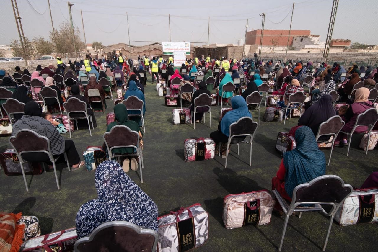 جمعية البنك الأهلي للأعمال الخيرية تطلق مبادرة لتوزيع 1000 بطانية بالفيوم