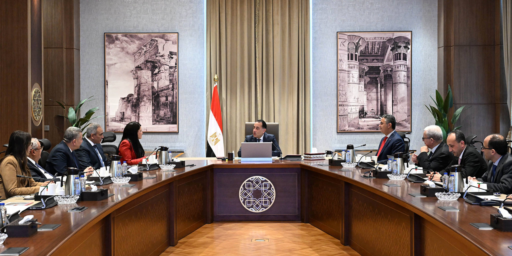 مدبولي يتابع خطط إعادة الهيكلة للهيئة العامة للسلع التموينية