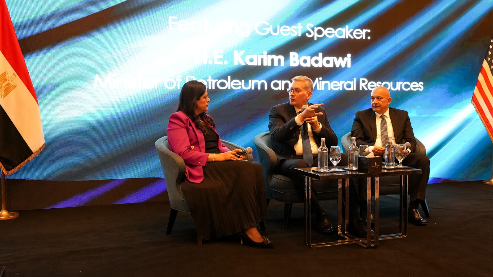 وزير البترول خلال اللقاء الذي عقدته غرفة التجارة الأمريكية بالقاهرة