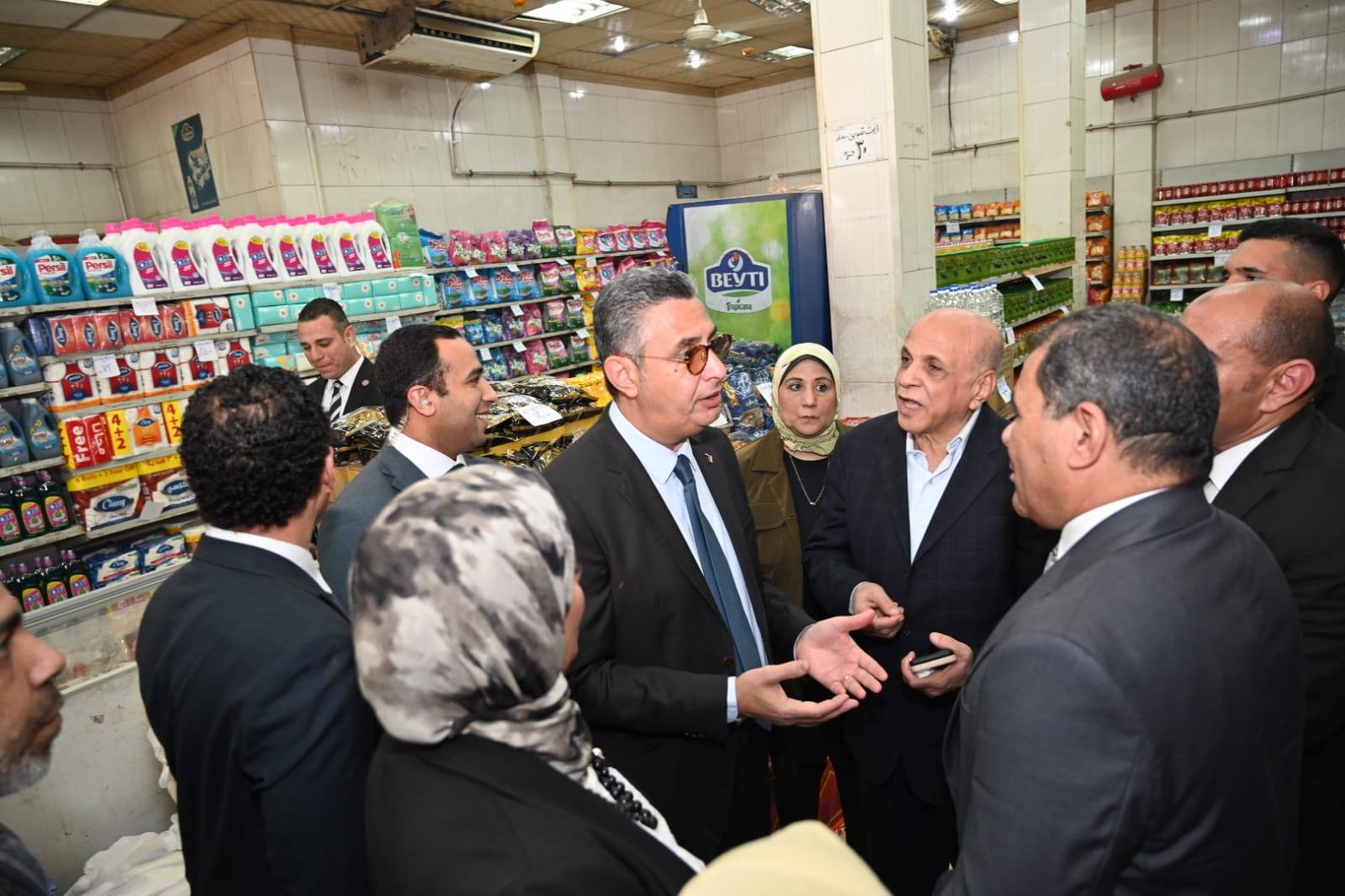 وزير التموين يجري جولة تفقدية موسعة بمحافظة القاهرة لمتابعة الأنشطة التموينية