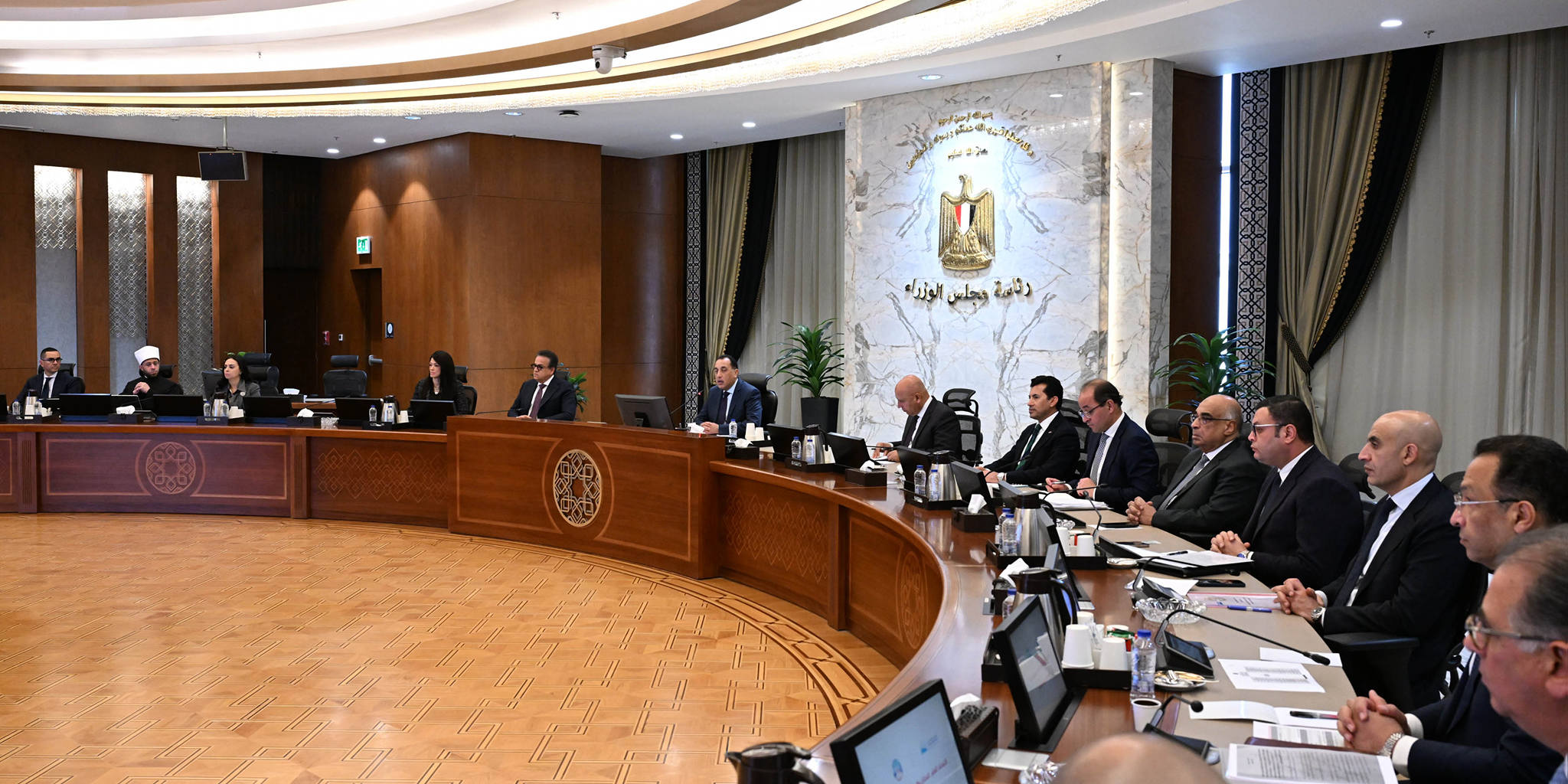 مدبولي يترأس اجتماع اللجنة العليا للتعداد العام للسكان والإسكان والمنشآت لعام 2027 