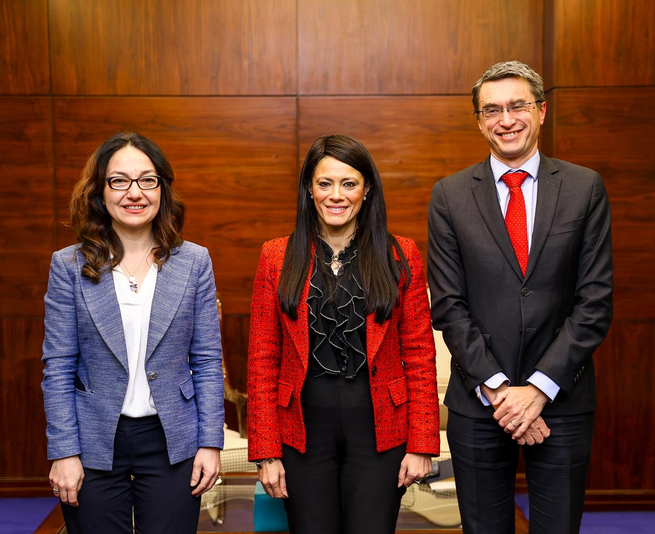 وزيرة التخطيط والتعاون الدولي تستقبل وفد البنك الدولي