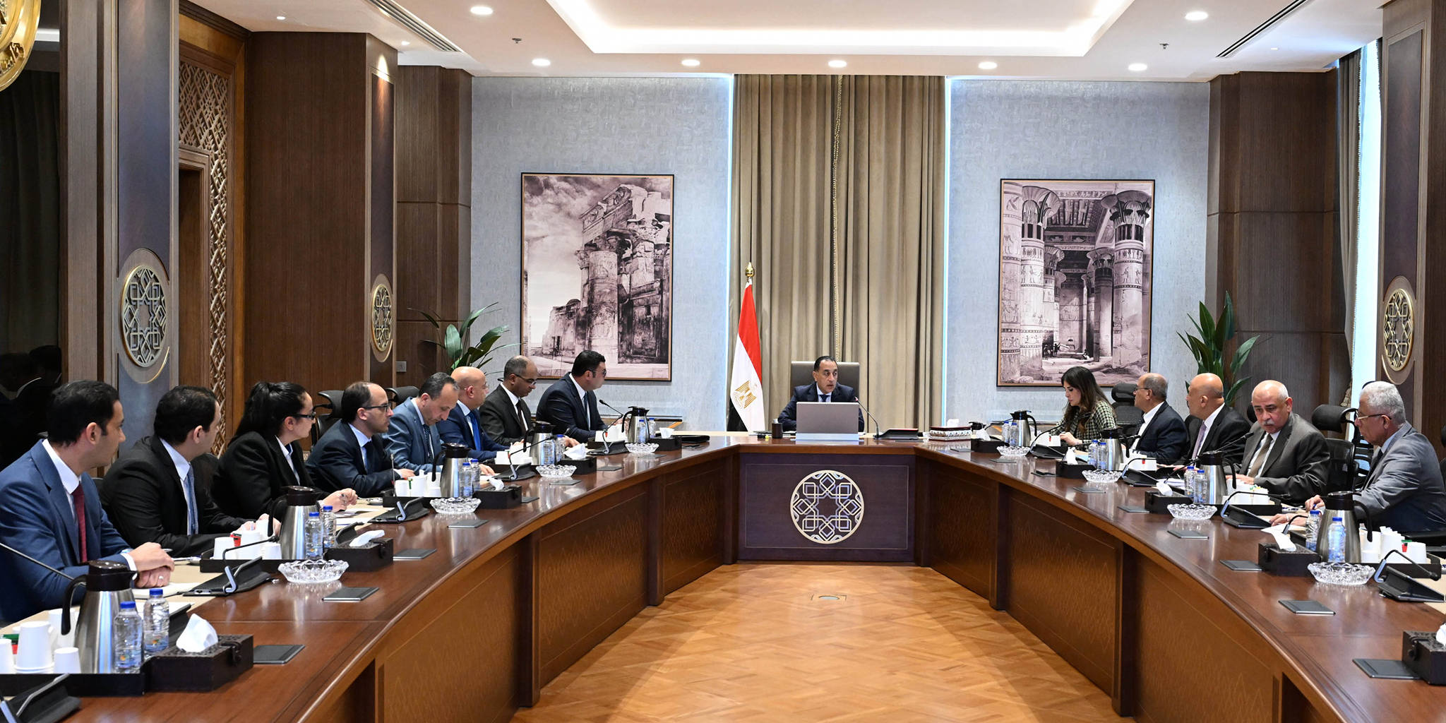 مدبولي يتابع تنفيذ إجراءات تطوير مرفق مياه الشرب والصرف الصحي