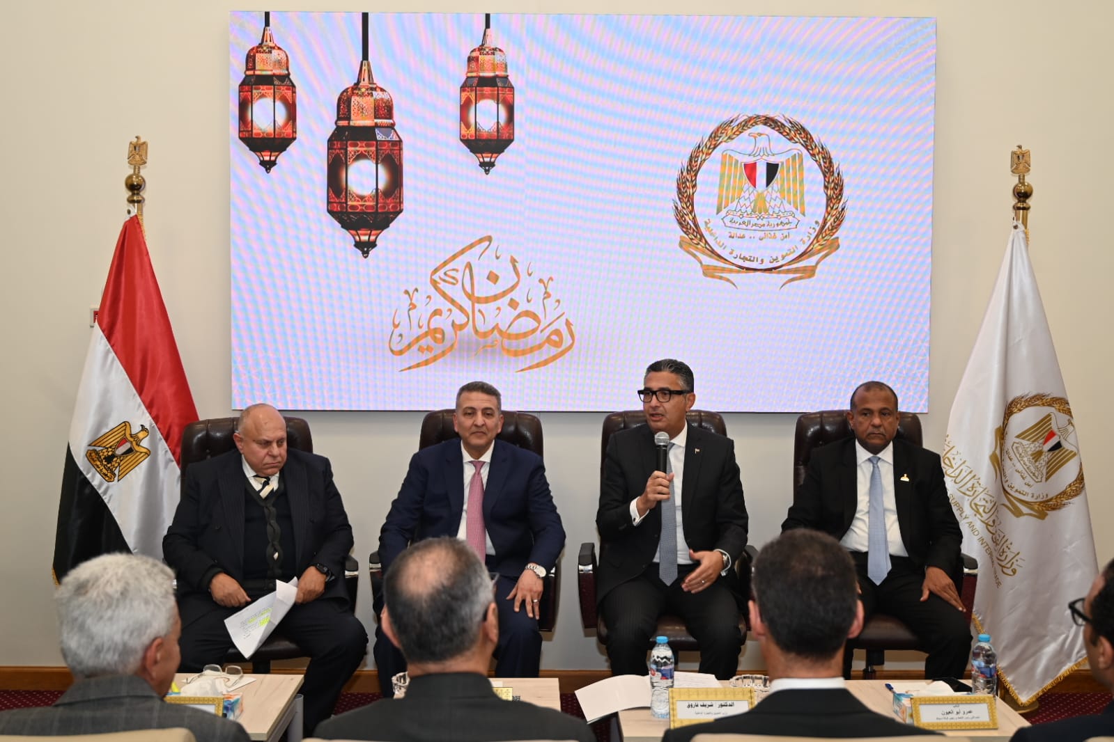 وزير التموين يتابع تأمين احتياجات المواطنين خلال شهر رمضان