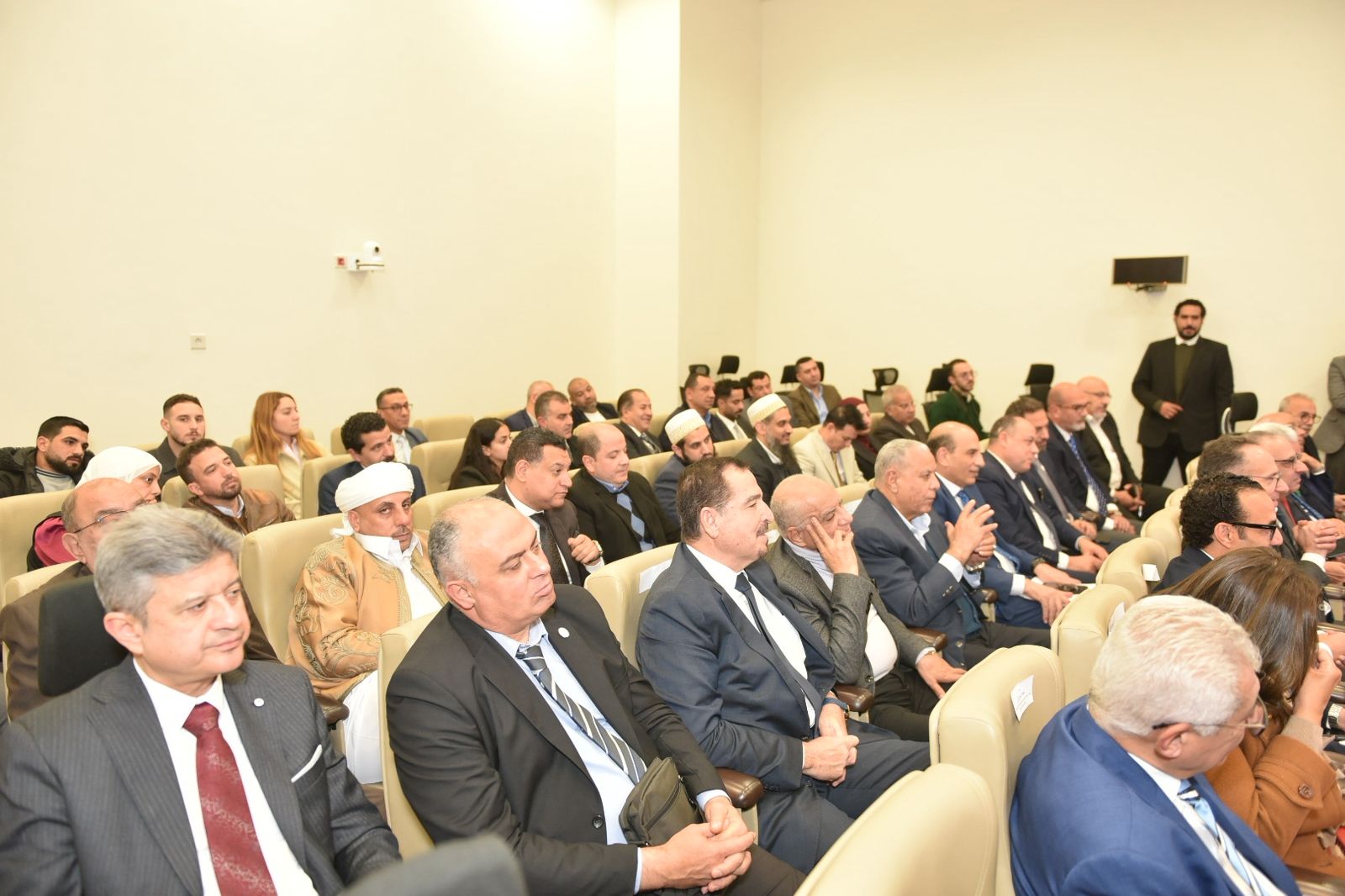 وزير التموين يتابع تأمين احتياجات المواطنين خلال شهر رمضان