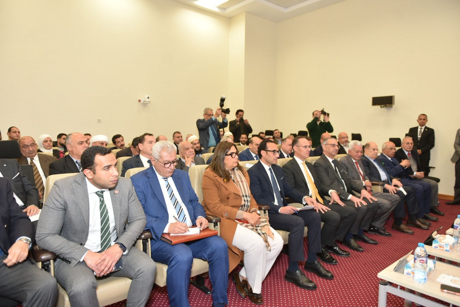 وزير التموين يتابع تأمين احتياجات المواطنين خلال شهر رمضان