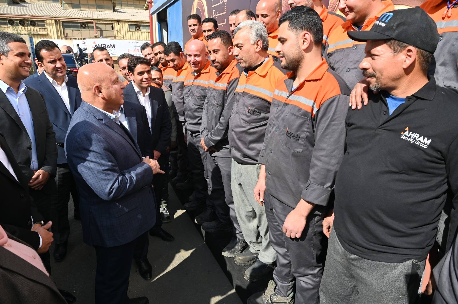 الوزير  يتفقد 3 مصانع متخصصة في الصناعات الهندسية بمدينة العاشر من رمضان