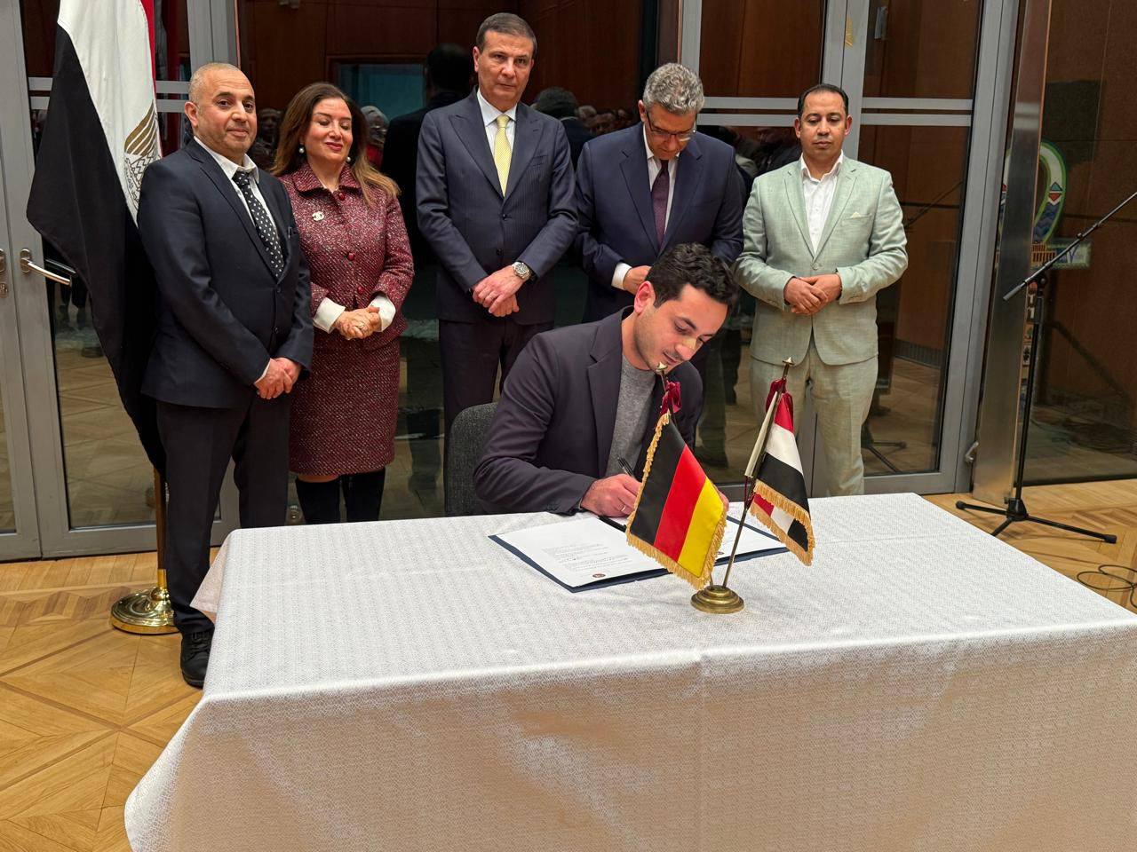 وزير الزراعة يشهد تدشين القنصلية العامة في هامبورج