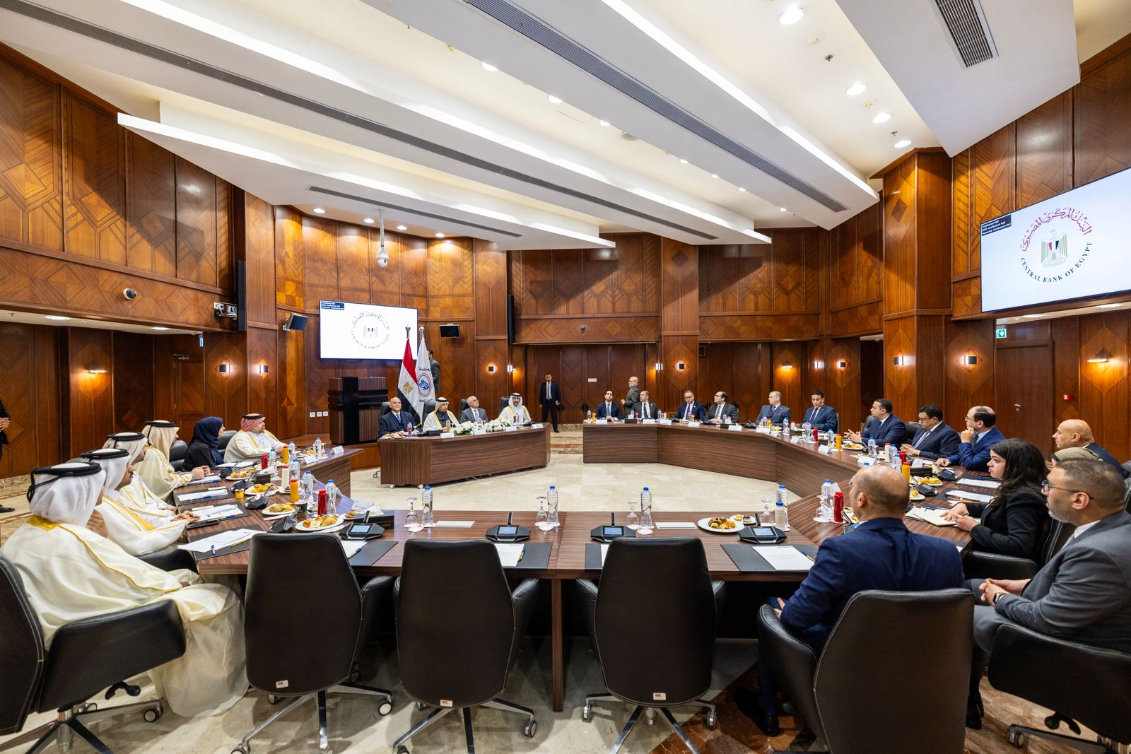 المستشار أحمد سعيد خليل يستقبل النائب العام القطري