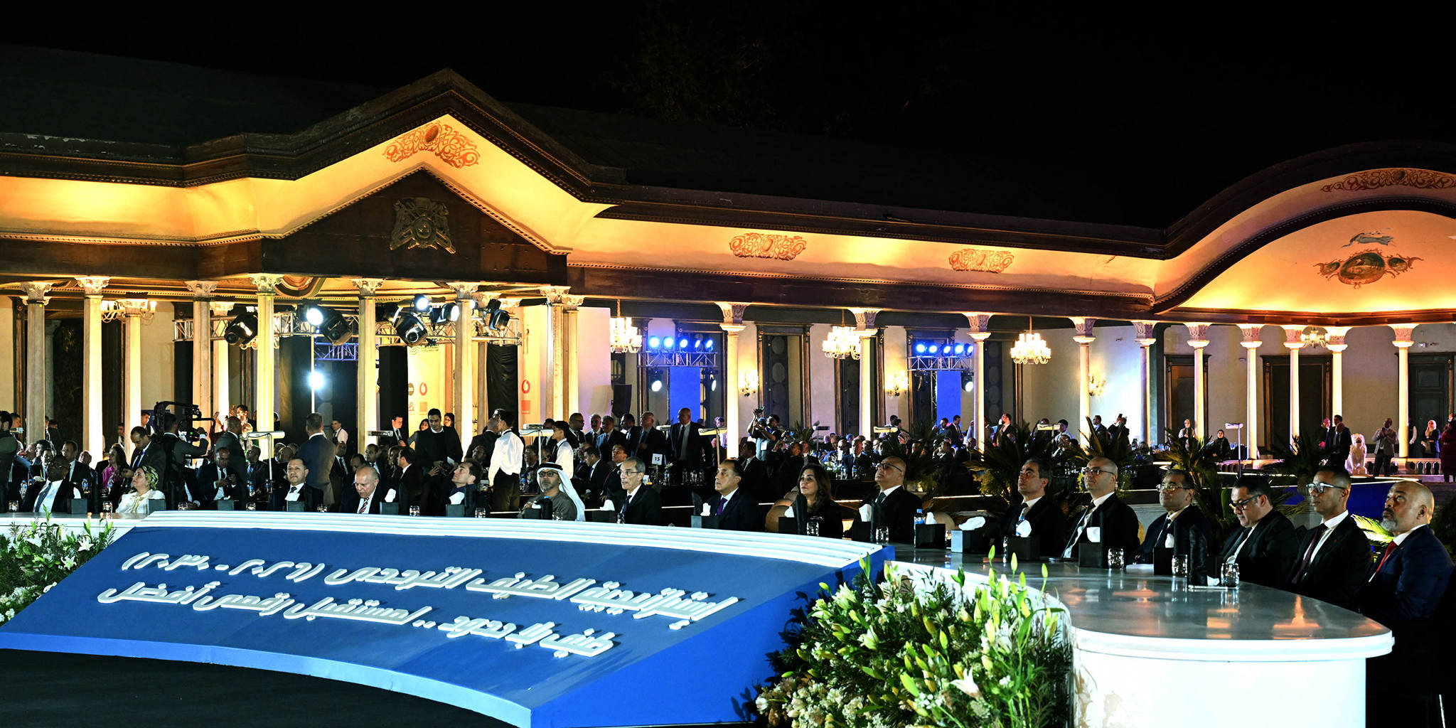 توقيع أكبر صفقة للترددات في تاريخ قطاع الاتصالات