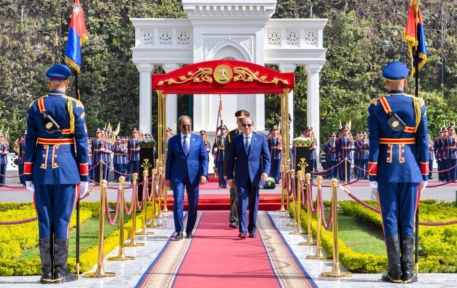 الرئيس السيسي يستقبل نظيره الصومالي