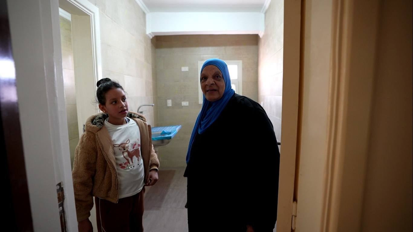 رئيس الوزراء يتابع موقف إعادة تسكين الأسر بعد انتهاء ترميم عقارات درب اللبانة