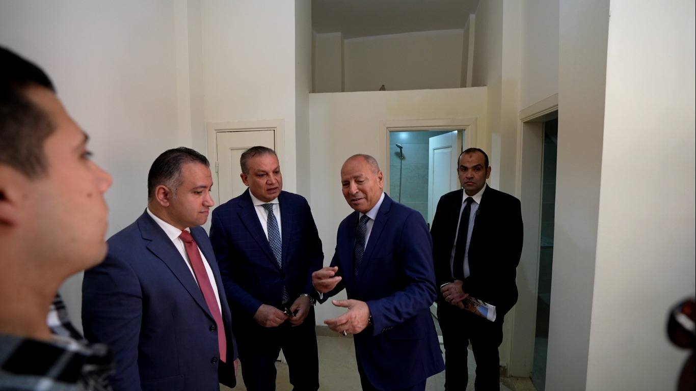 رئيس الوزراء يتابع موقف إعادة تسكين الأسر بعد انتهاء ترميم عقارات درب اللبانة