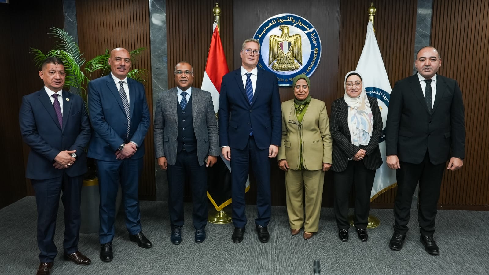 وزير البترول يعتمد الموازنات الاستثمارية لشركتي الإسكندرية والعامرية للبترول 2026–2027