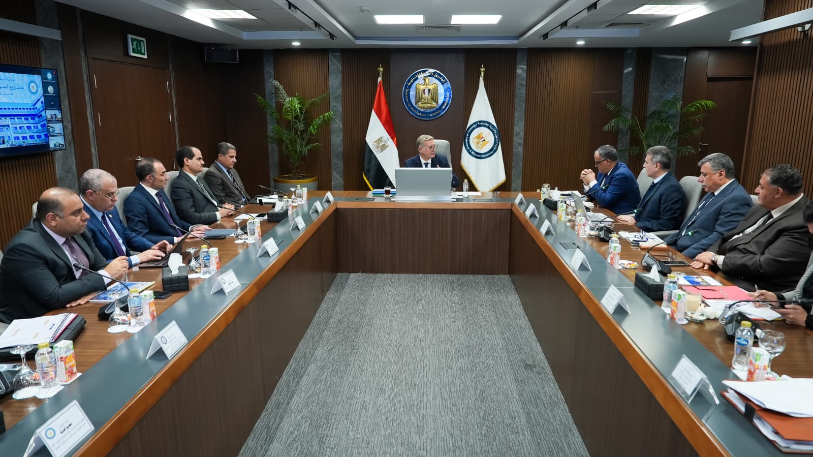 وزير البترول يعتمد الموازنات الاستثمارية لشركتي الإسكندرية والعامرية للبترول 2026–2027