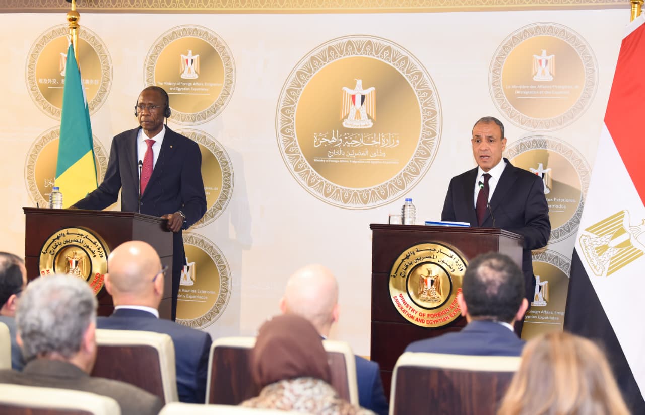 وزير الخارجية يستقبل وزير التكامل الأفريقي والشئون الخارجية والسنغاليين في الخارج