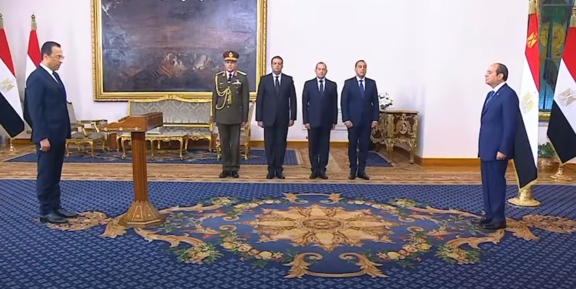 الرئيس السيسي يشهد أداء اليمين الدستورية للوزراء الجُدد