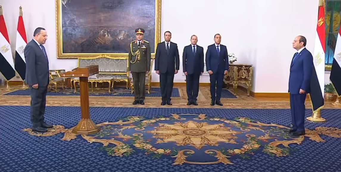 الرئيس السيسي يشهد أداء اليمين الدستورية للوزراء الجُدد